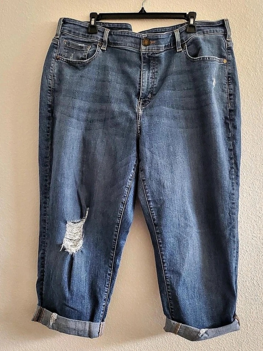 Lane Bryant Girlfriend Distressed Cropped Jeans Blue Size 22